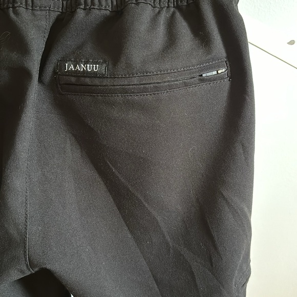 Jaanuu jogger scrubs. - Picture 6 of 8